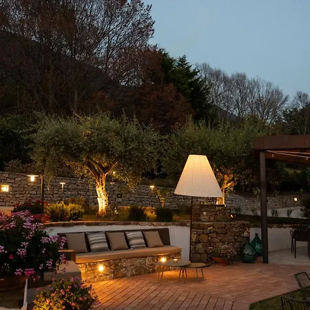 Borgo La Pietraia Hotel 4*