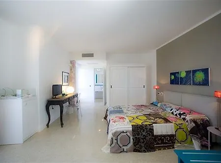 Hotel Borgo La Pietraia 4*